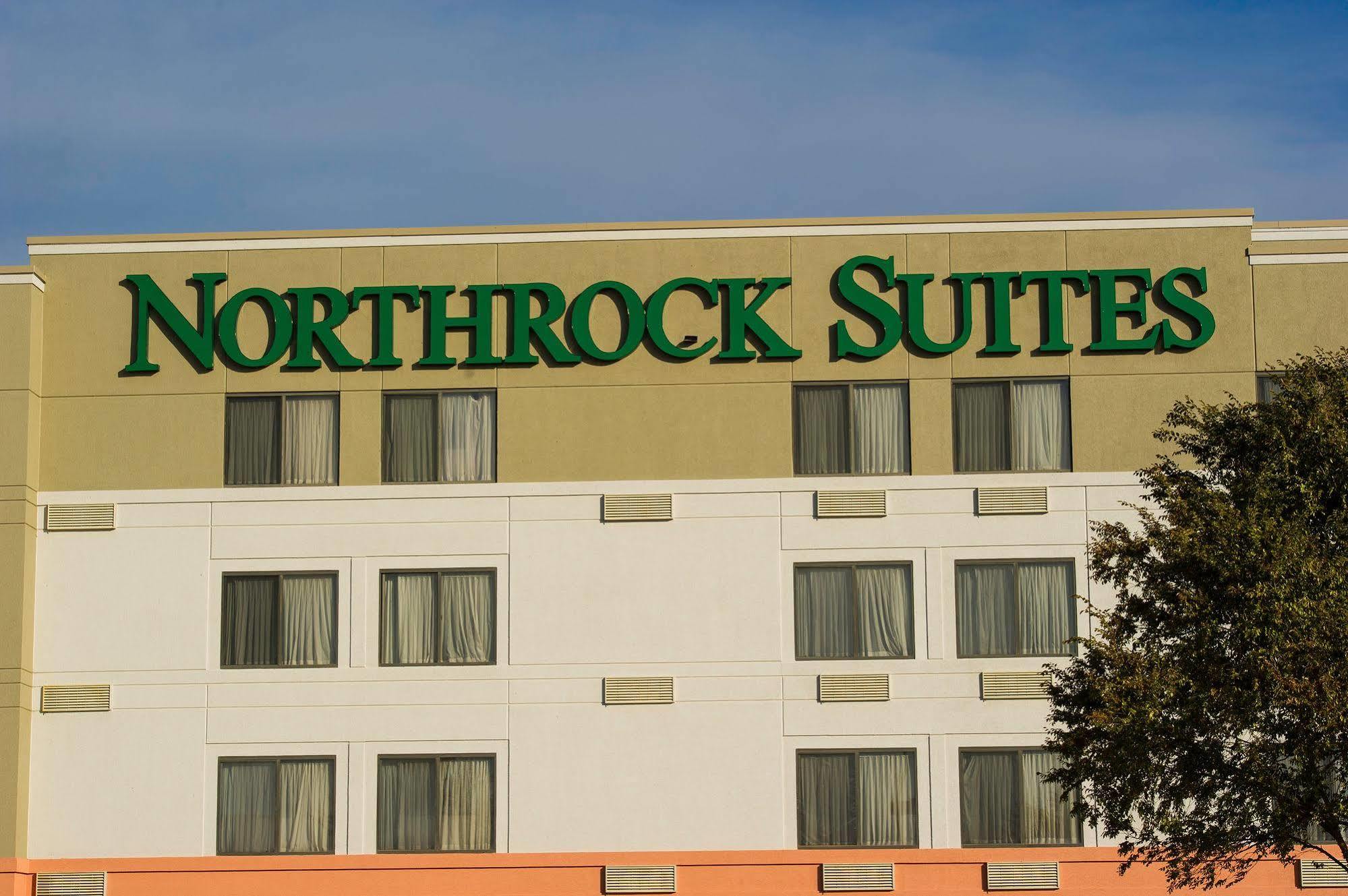 Comfort Inn & Suites Wichita Exterior foto