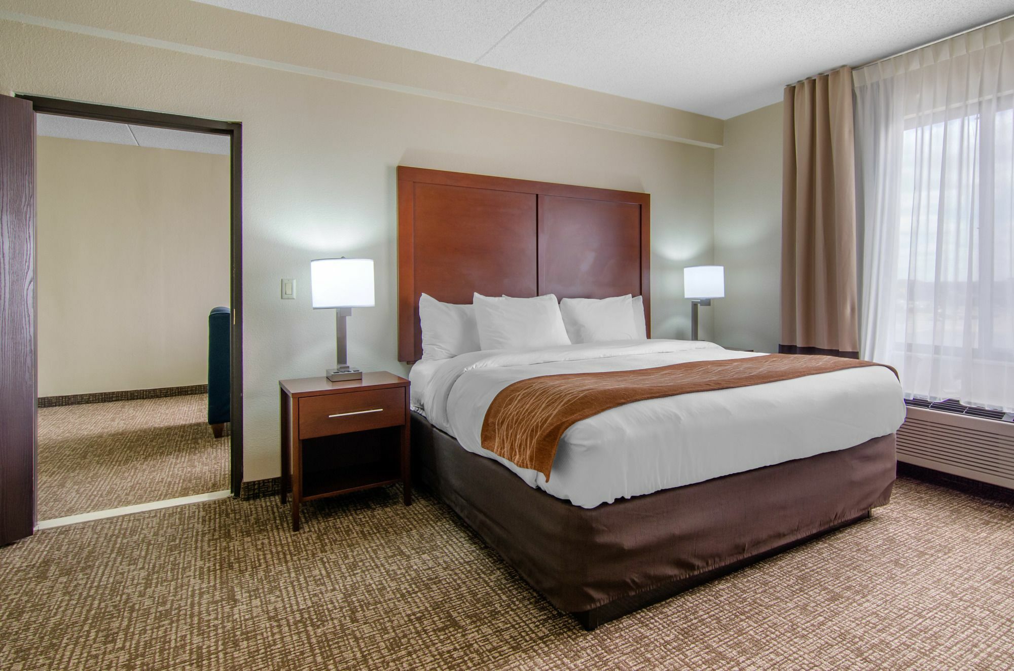 Comfort Inn & Suites Wichita Exterior foto